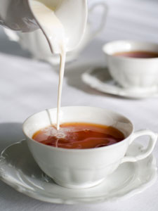 Black tea and milk